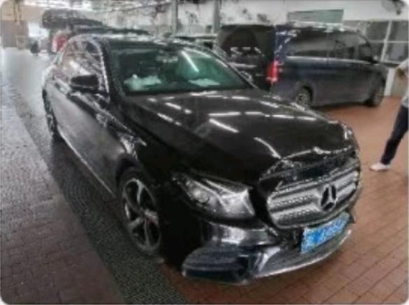 事故車郴州市19年奔馳奔馳E級中型車