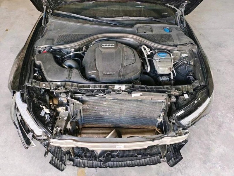 事故車廣州市18年奧迪奧迪A6L中型車