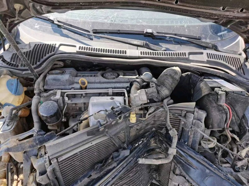 事故車南昌市15年斯柯達(dá)速派中型車